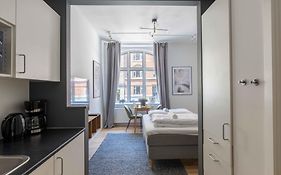 Perfect Couples Retreat In Urban Area